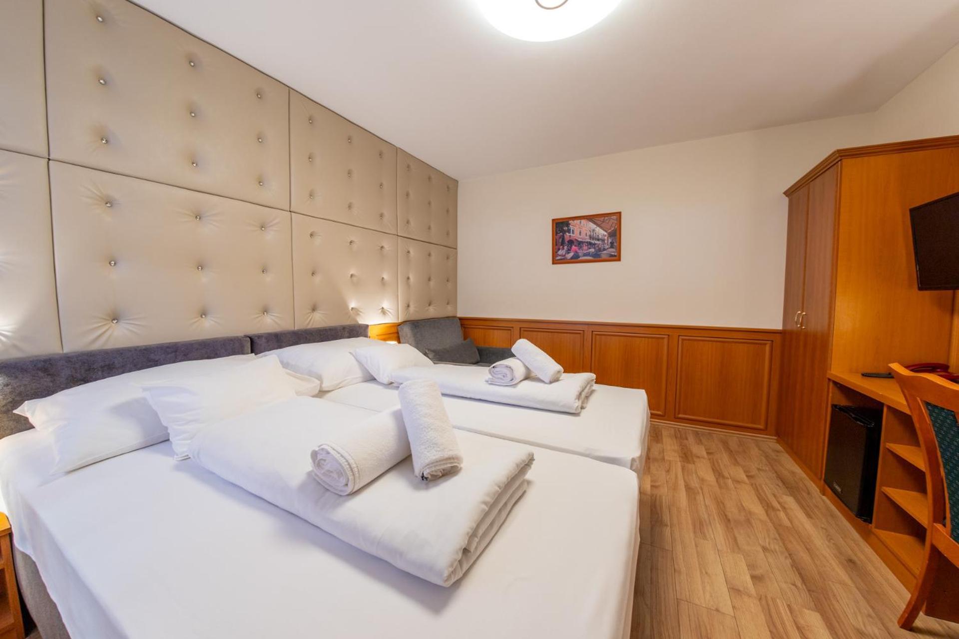 Szinbad Hotel Πετς Εξωτερικό φωτογραφία