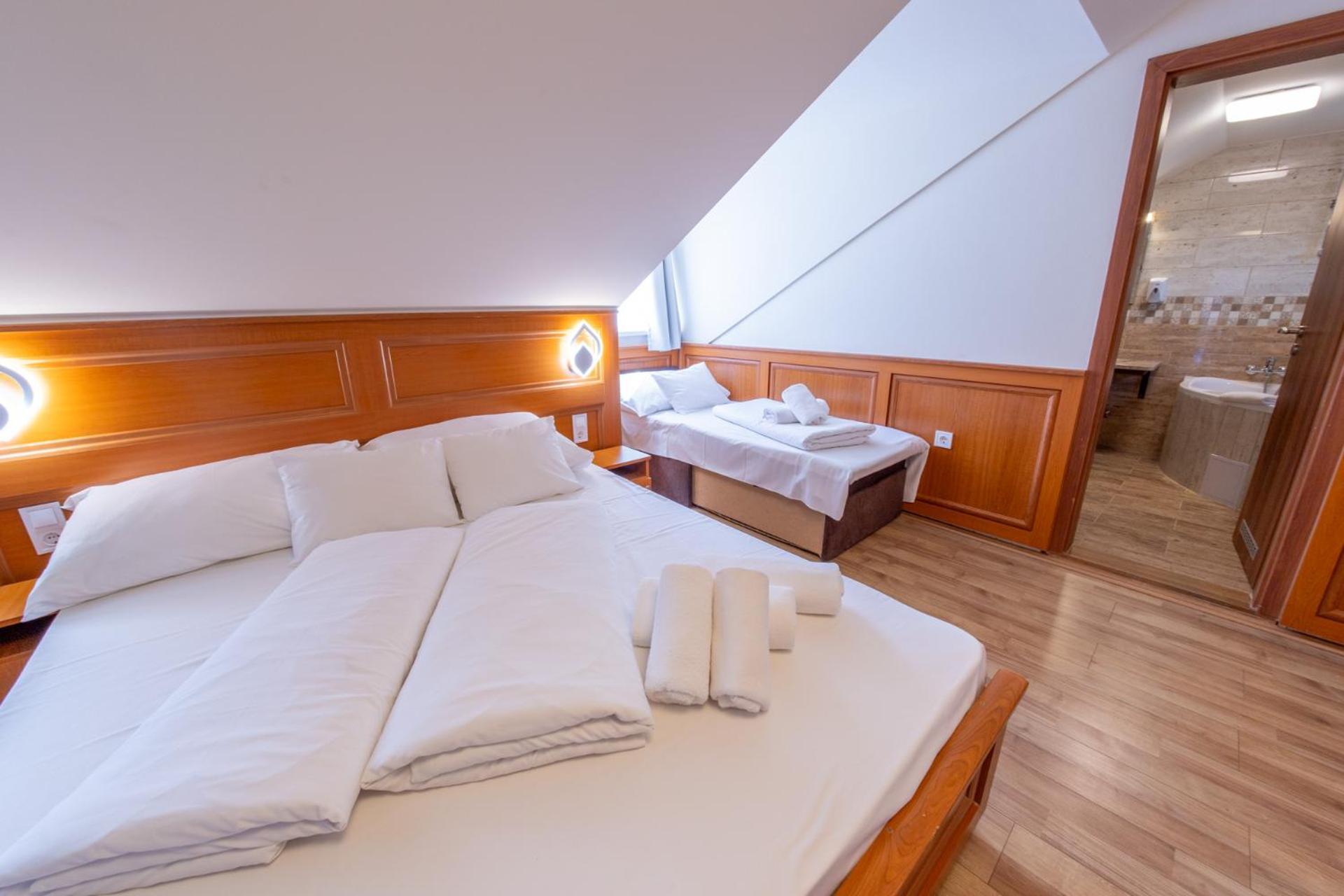 Szinbad Hotel Πετς Εξωτερικό φωτογραφία
