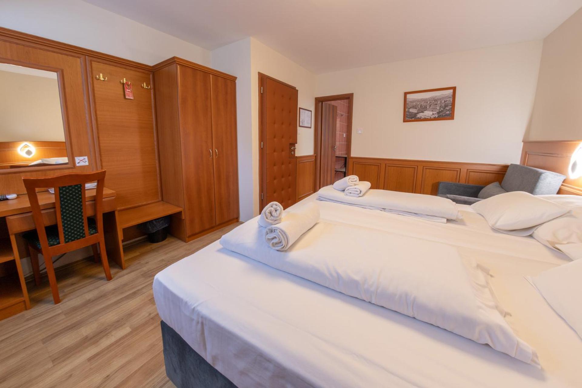Szinbad Hotel Πετς Εξωτερικό φωτογραφία