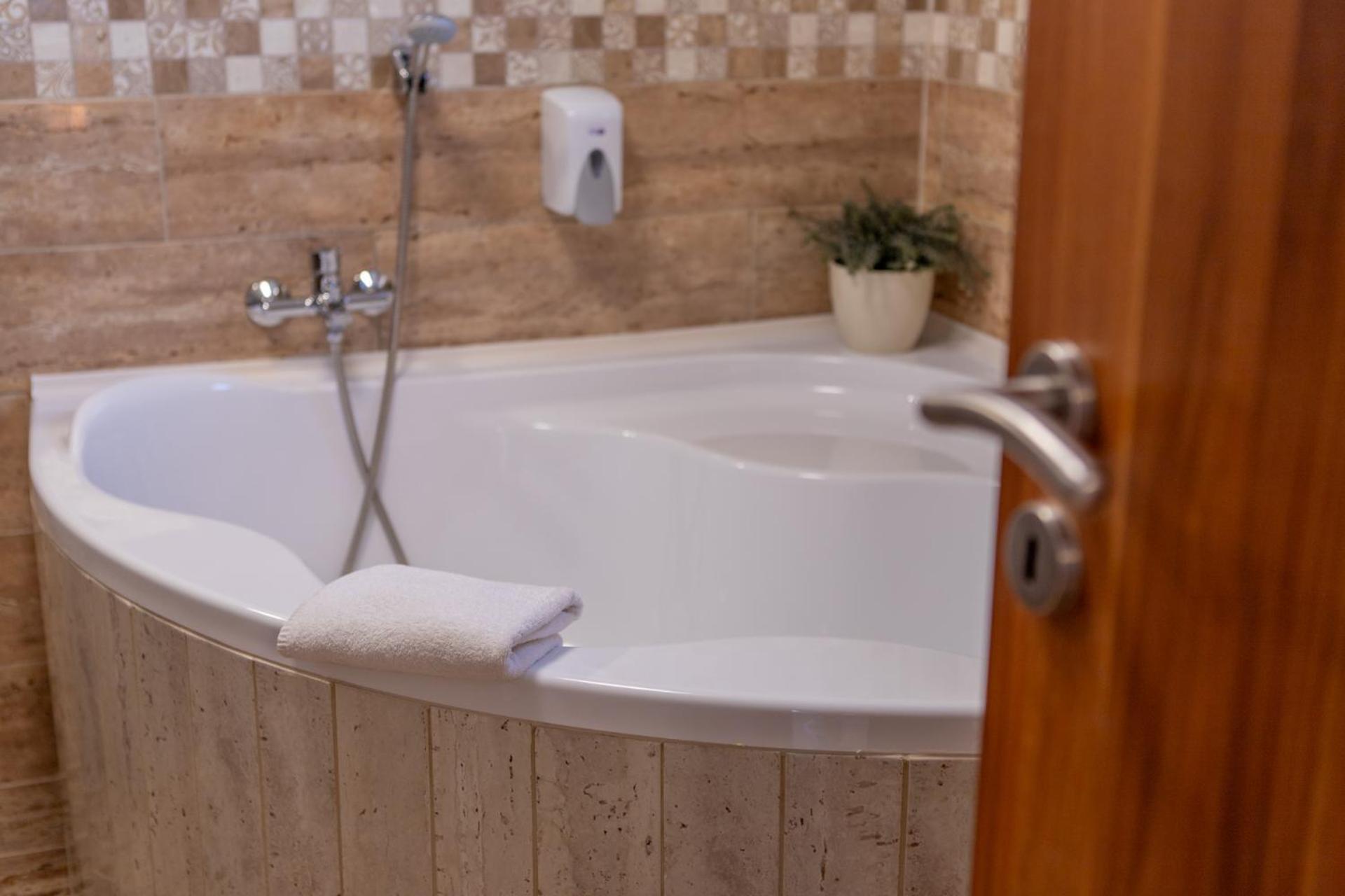 Szinbad Hotel Πετς Εξωτερικό φωτογραφία